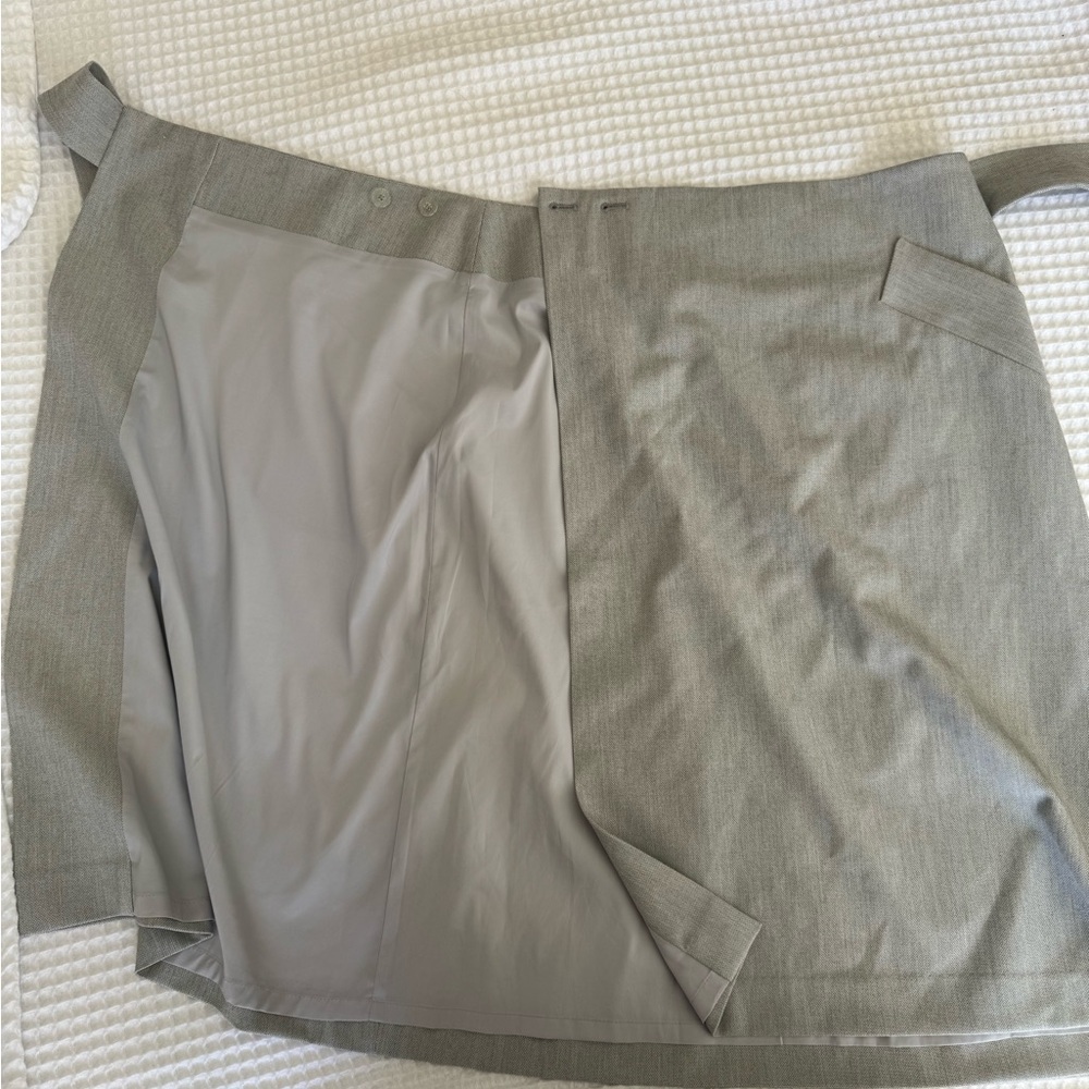 Elegant Gray BR Women's Skirt - Picture 6 of 8